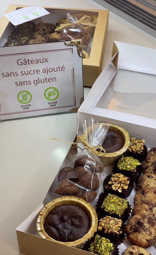 Coffret – Mini 22 gateaux sans gluten et sans sucre ajouté | علبة حلويات بدون غلوتين و بدون سكر مضاف